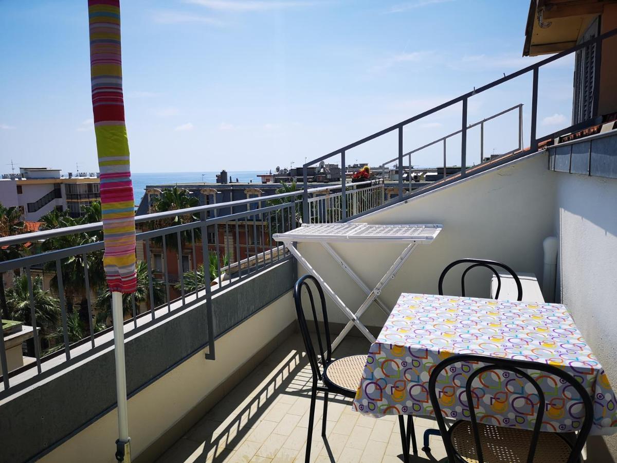 Elizabeth'S House Apartment ซานเรโม ภายนอก รูปภาพ