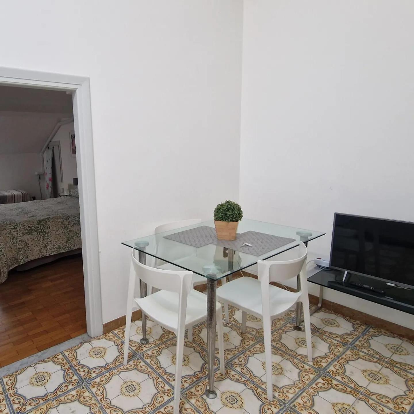 Elizabeth'S House Apartment ซานเรโม ภายนอก รูปภาพ